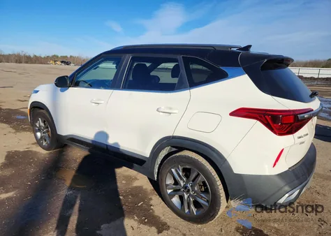 2021 Kia Seltos S из США, поврежденный, VIN KNDEU2AA2M7055124